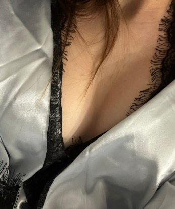 Халя, 23 года